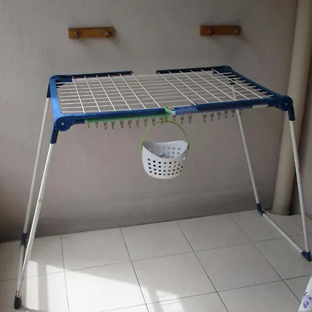 Sq. Pauline شقة *